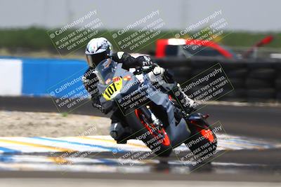 media/Jun-07-2025-TrackDaz (Sat) [[4413525952]]/A Group/1pm (Turn 1)/